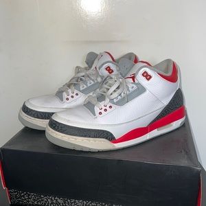 AIR JORDAN 3 RETRO “FIRE RED” 2013